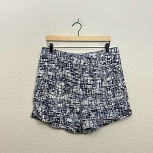 W by WORTH 100% Silk Printed 4" Chino Shorts